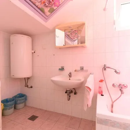 Fuer 6 Personen Ca 70 Qm In Pula, Istrien Istrische Riviera Apartman